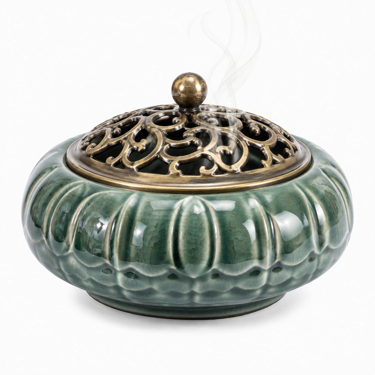 Bruciatore di incenso in ceramica verde con coperchio traforato in metallo - Ø 16 cm